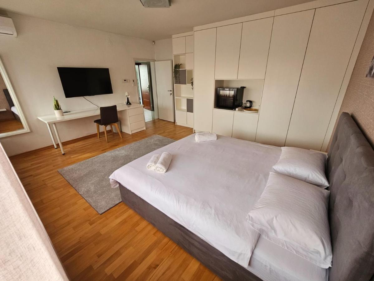 Comfort Rooms Remiza - Free Private Parking - Self Check-In Zagreb Luaran gambar